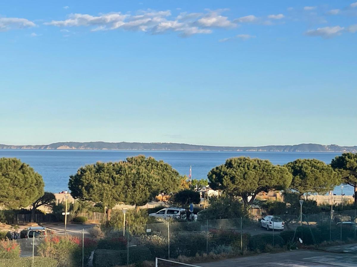 Appartement Pieds Dans L'Eau Vue Mer Bormes Les Mimosas Экстерьер фото